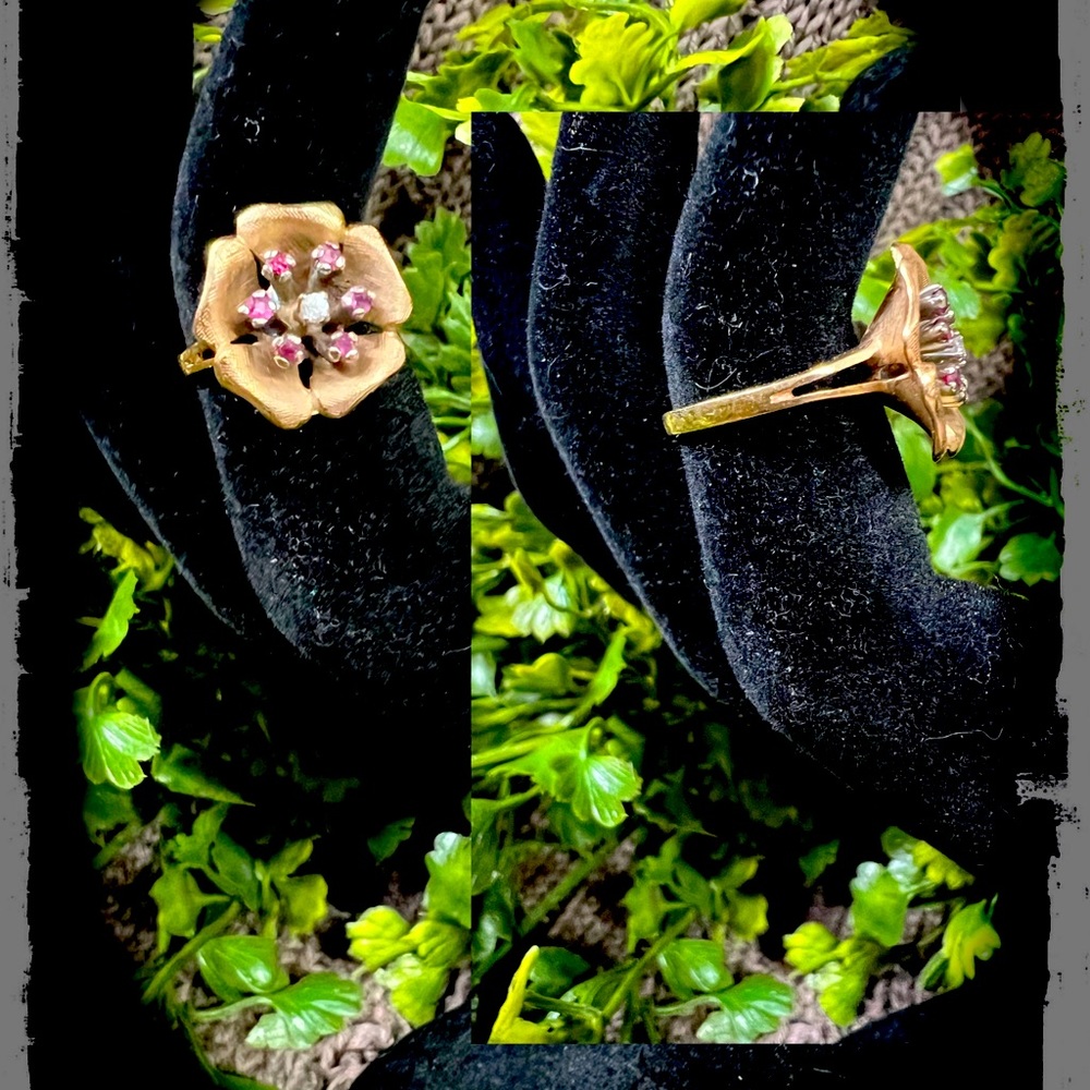 Vintage 10K gold flower ring - Pink Tourmaline & Diamond center
